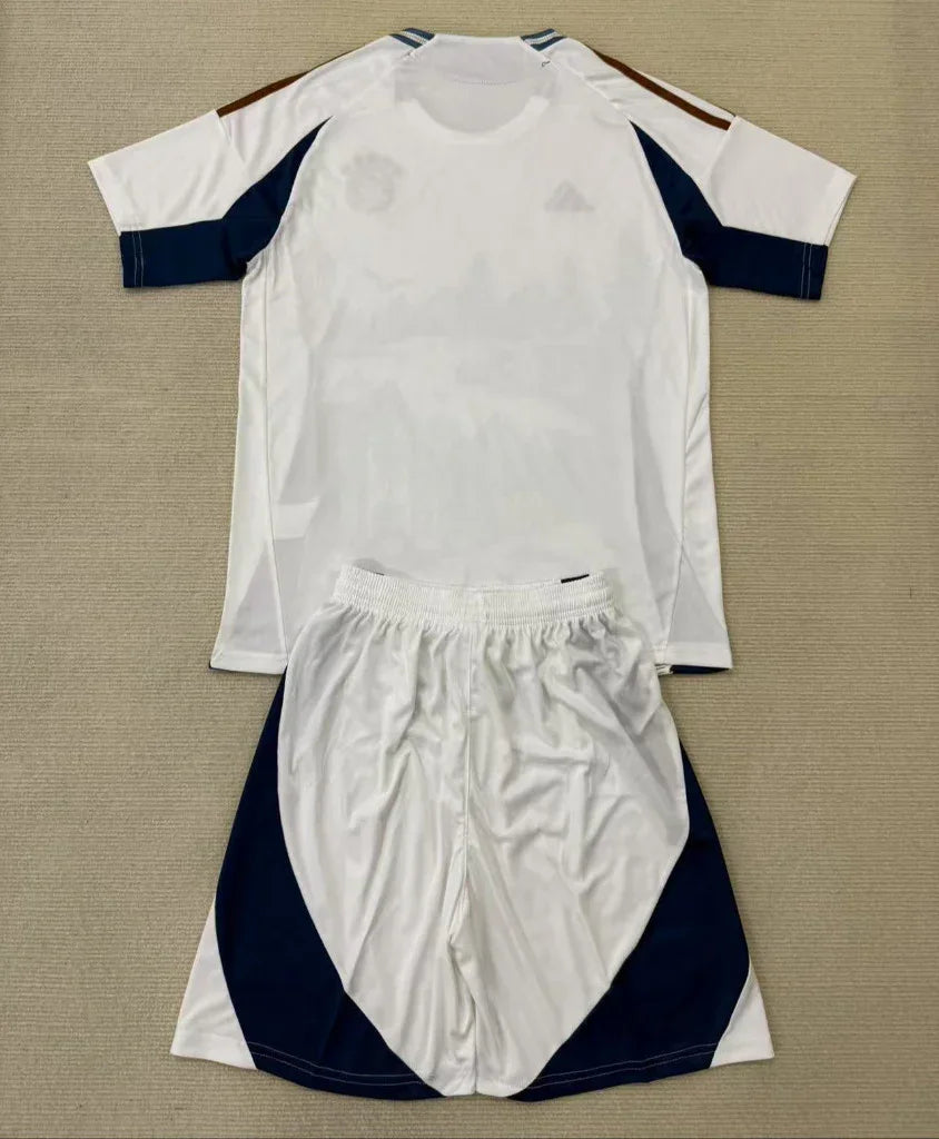 FC Bayern Munich 25/26 White Special Edition Kids Kit