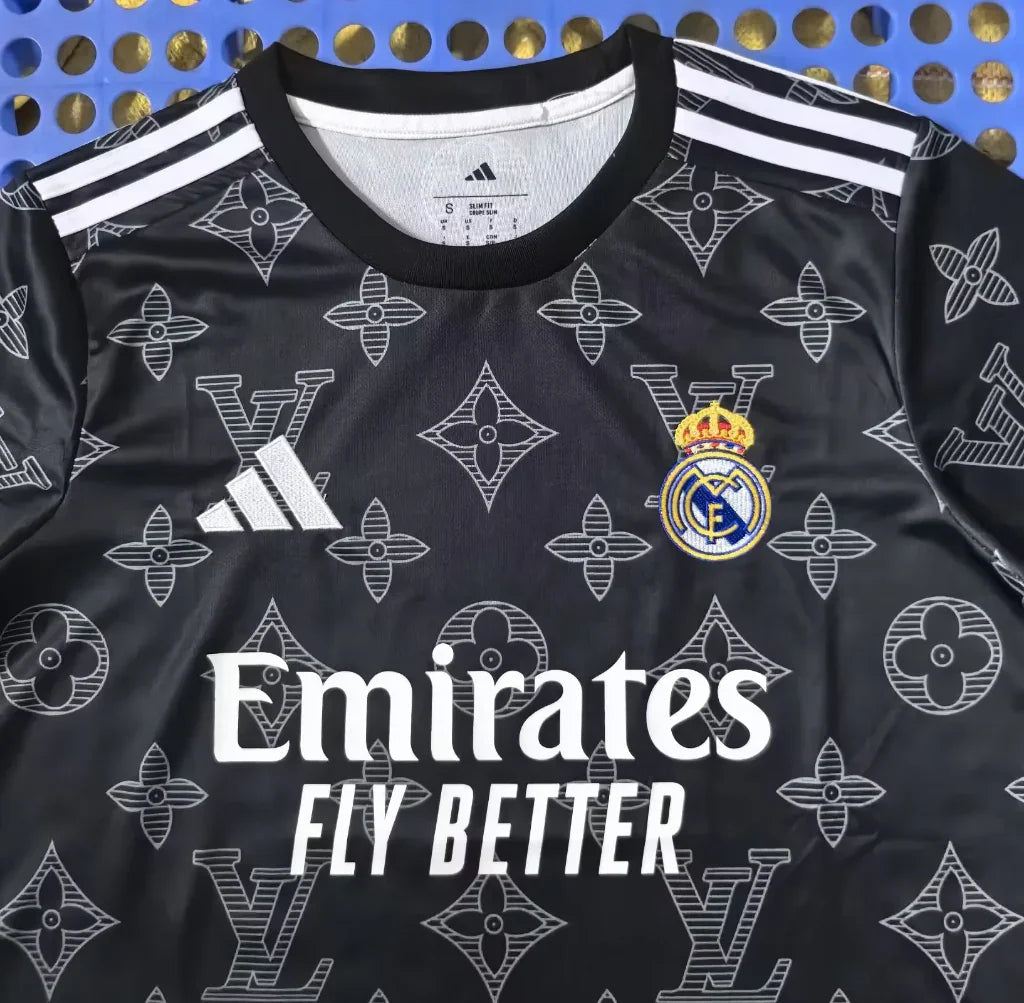 Real Madrid 25/26 Black Fans Special Edition Jersey