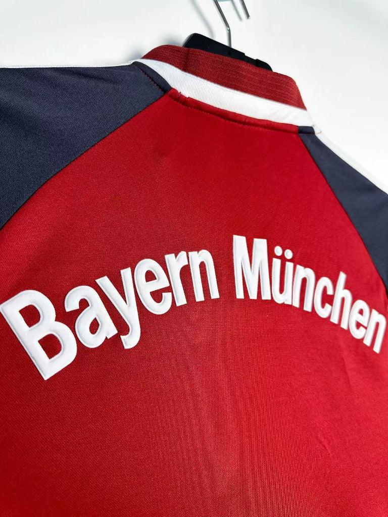 FC Bayern Munich 2001/02 Vintage Retro Home Jersey