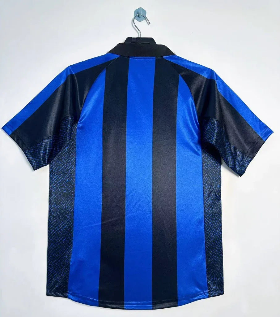 Inter Milan 2001/02 Vintage Retro Home Stadium Jersey