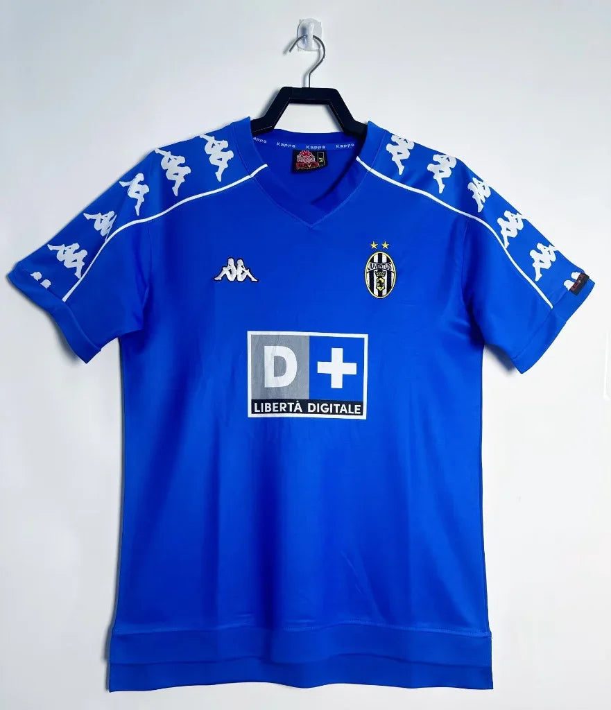 Juventus 1999/00 Vintage Retro Away Jersey