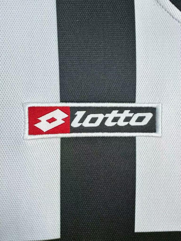 Juventus 2001/02 Vintage Retro Home Jersey