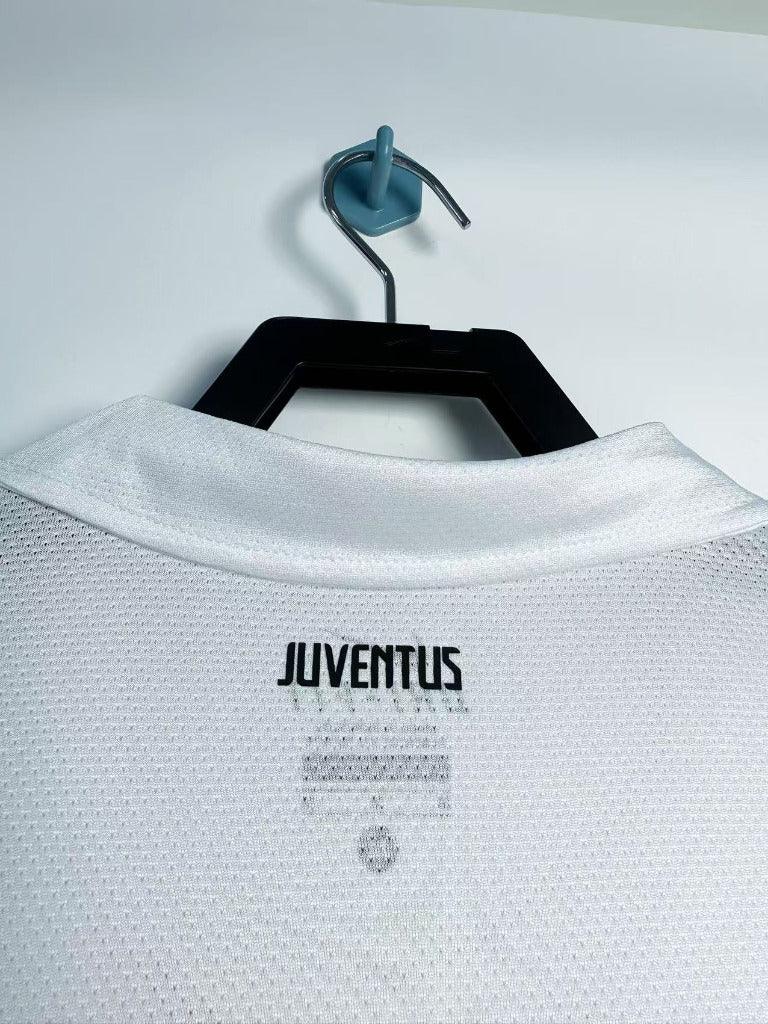 Juventus 2010/11 Vintage Retro Away Jersey