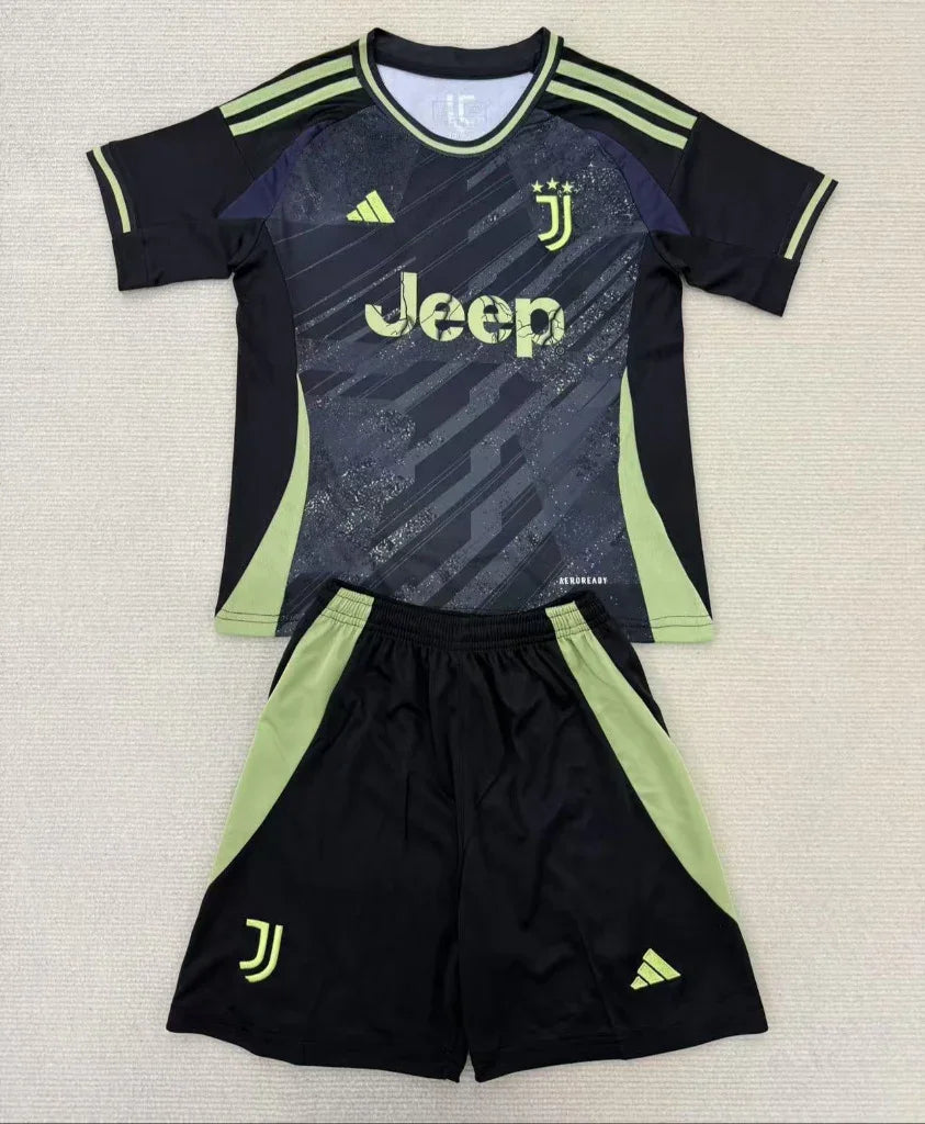 Juventus 25/26 Kids Black/Green Jersey Set