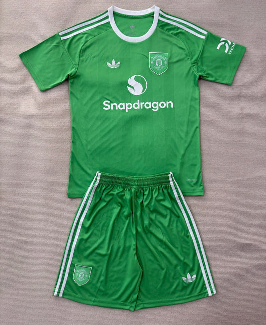 Manchester United 25/26 Green/White Goalkeeper Kids Jersey Set