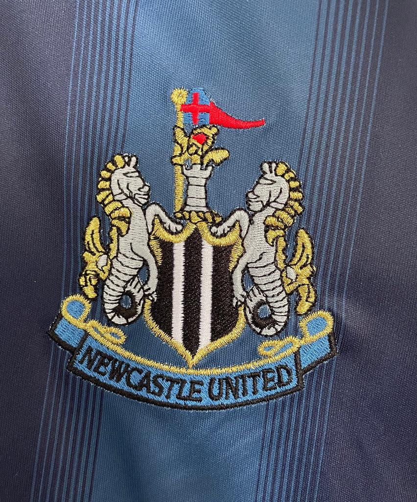Newcastle 2004/05 Vintage Retro Away Jersey